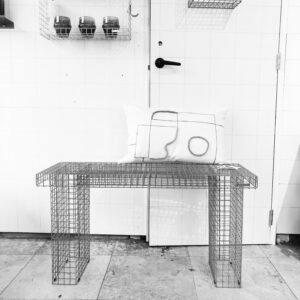 WIRE BENCH ORANJE